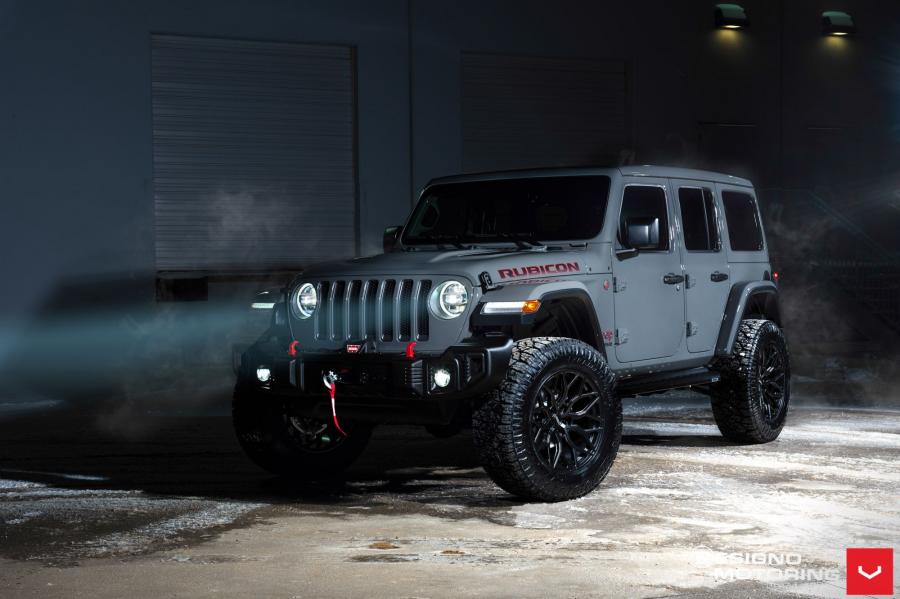  Jeep Wrangler Rubicon Unlimited on Vossen Wheels (HF-2) 2019 года  (фото 1 из 4)